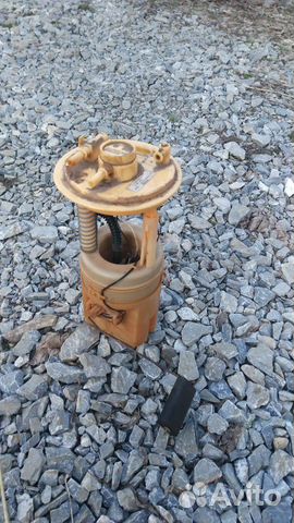 Бензонасос на mitsubishi colt 2007