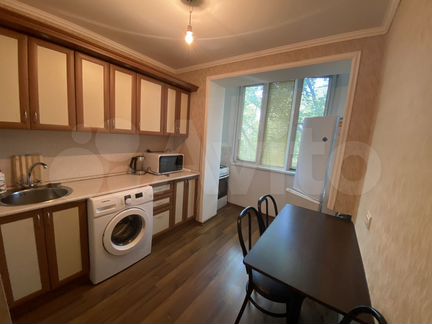 2-к. квартира, 60 м², 5/5 эт.