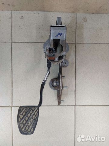 Педаль тормоза Ниссан Кашкай J10