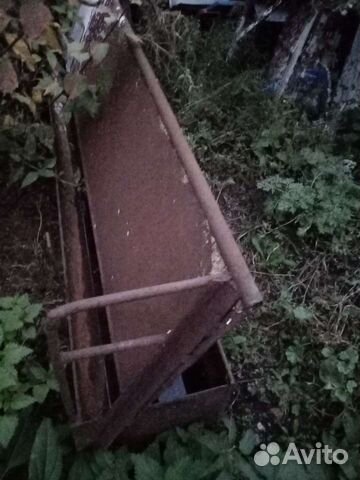 Кормушка для свиней