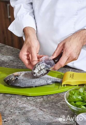 Доска разделочная и скребок Faberlic для рыбы