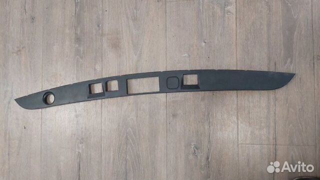 Накладка крышки багажника Mercedes S 500 4Matic