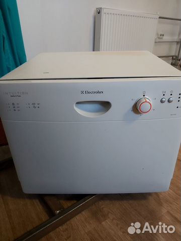 Компактная посудомойка Electrolux ESF 2420