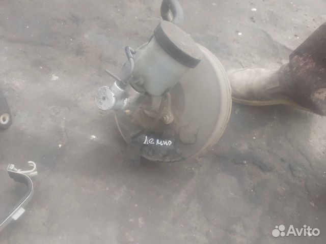 Вакуум Mazda Demio