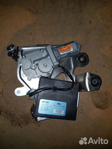 Всборе механизм подъема крышки багажника Quioris