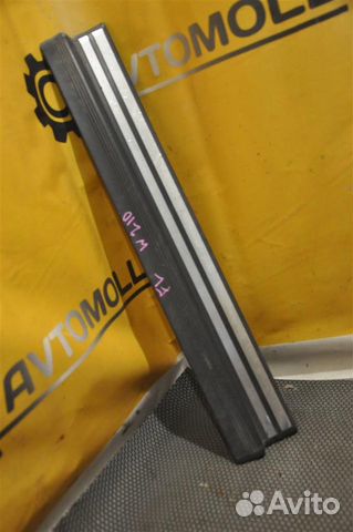 Накладка на порог передняя левая mercedes-benz E