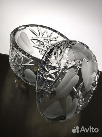 Хрустальная шкатулка конфетница