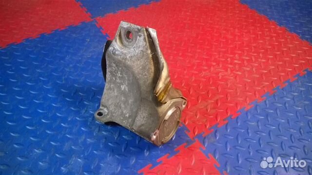 Кронштейн двигателя левый BMW X5 E53