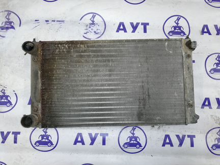 Радиатор основной Фольксваген Джетта