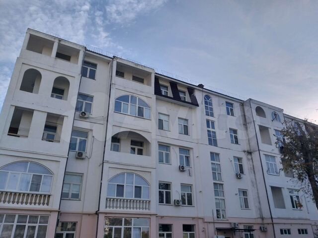 1-к. квартира, 62 м², 5/5 эт.