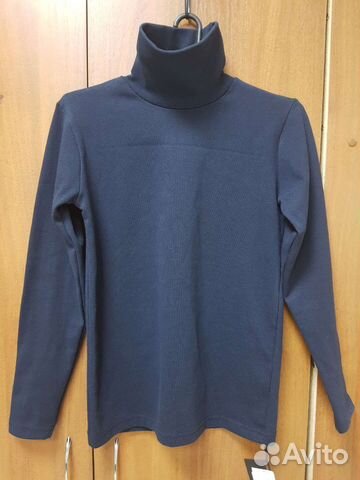 Кофта с высоким воротником