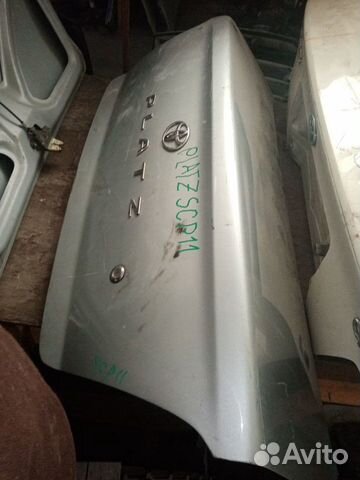 Крышка багажника на toyota platz SCP11