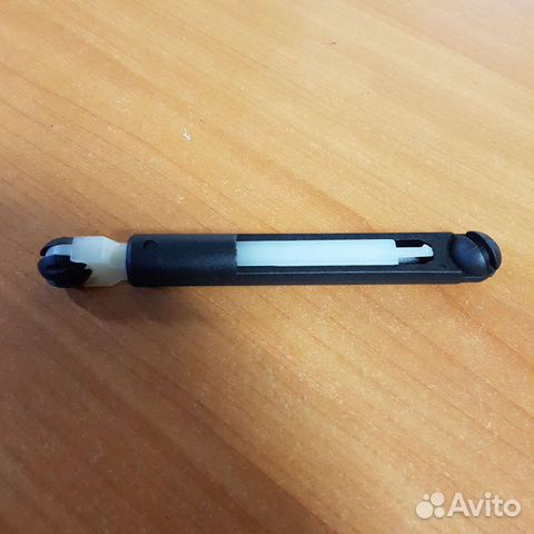 Тяга замка капота Ford Focus 2