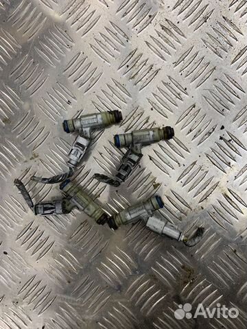 Форсунка топливная Додж Стратус 2,4