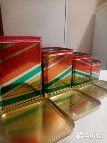 Набор жестяных банок для сыпучих продуктов