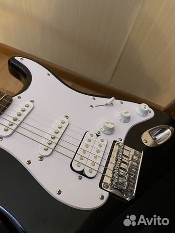 Электрогитара fender squier stratocaster