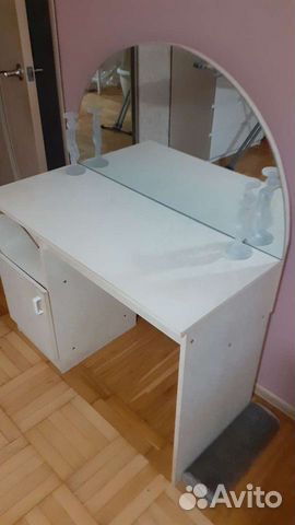 Туалетный столик