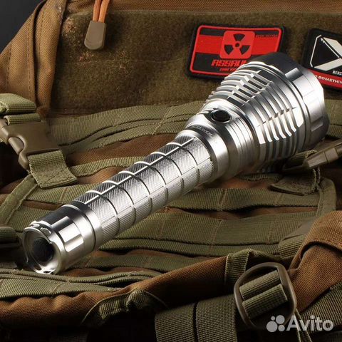 Мощный фонарь Convoy L6