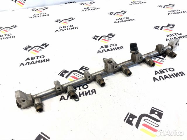 Рейка топливная Bmw 7-Series E66 N73B60 2003