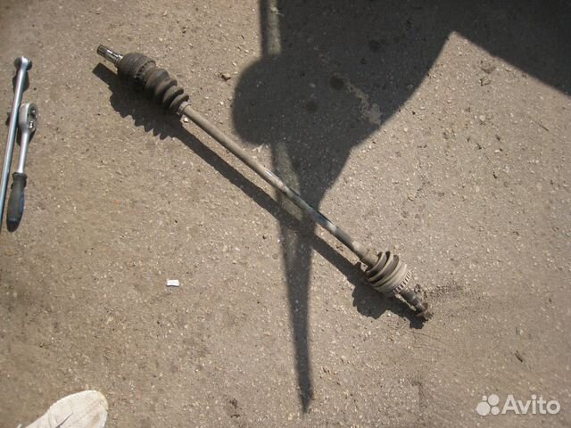Приводной вал правый Opel Vectra B