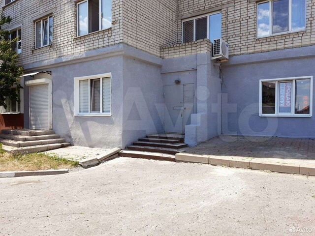 2-к. квартира, 70 м², 1/9 эт.