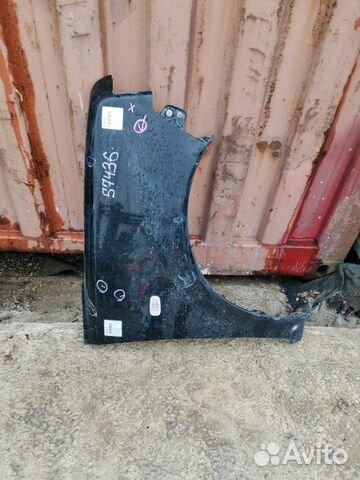 Крыло переднее правое Toyota Bb NCP30