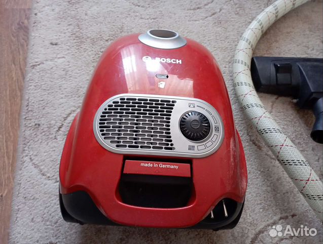 Пылесос Bosch bsgl2 move3