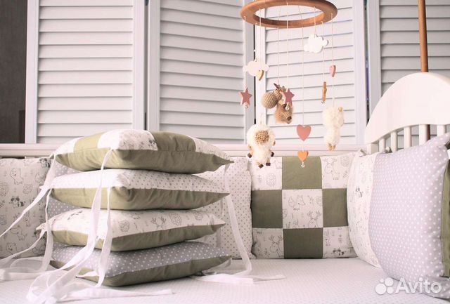 Комплект бортиков в кроватку