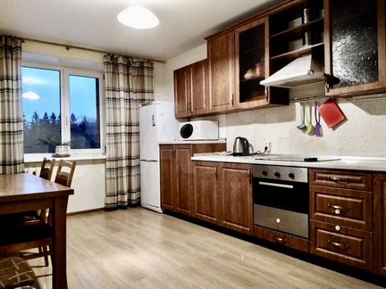 2-к. квартира, 80 м², 6/25 эт.