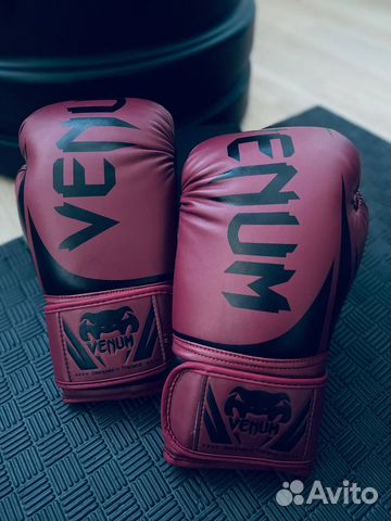 Боксерские перчатки Venum Challenger 2.0 Red Wine