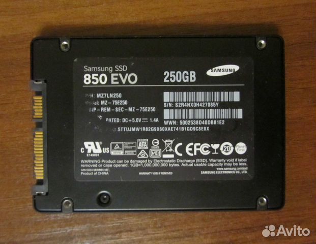 SATA SSD 250GB Samsung Evo 850 c Windows 10