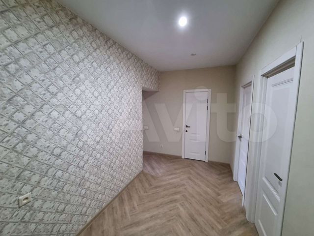 3-к. квартира, 80 м², 3/10 эт.