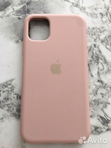 Чехол на iPhone 11