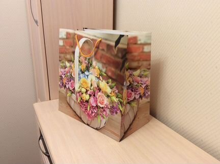 Пакет подарочный