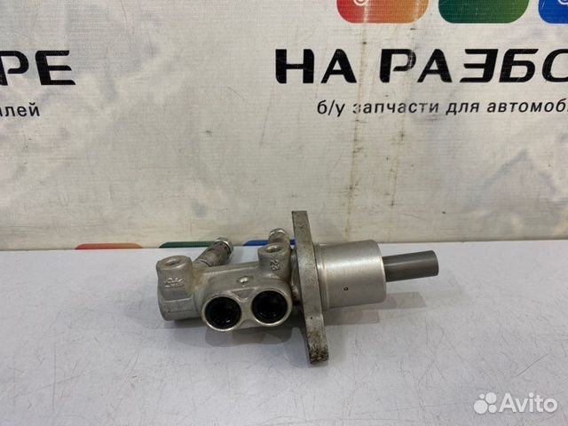 Главный тормозной цилиндр Ford Focus CB4 shdc 2007