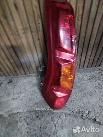 Фонарь задний Ниссан х трейл т31