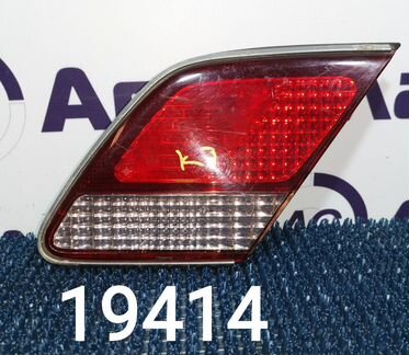 Вставка в крышку багажника Toyota Cresta