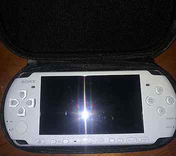 Sony PSP 3006 Pearl White + 4 диска