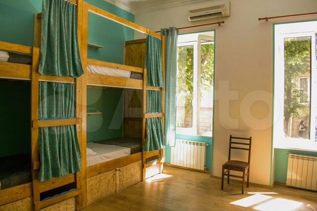 Комната 16 м² в 3-к., 1/3 эт.