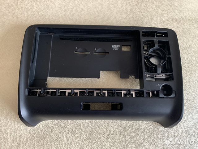 Лицевая рамка RNS-e Audi tt