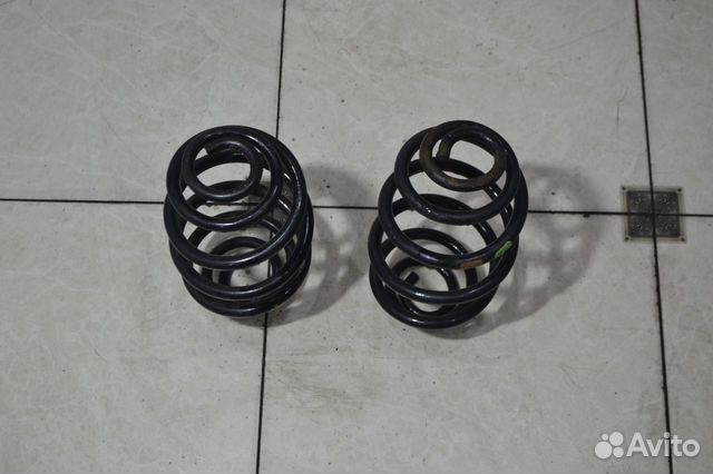 Пружина задняя Volkswagen Passat B5