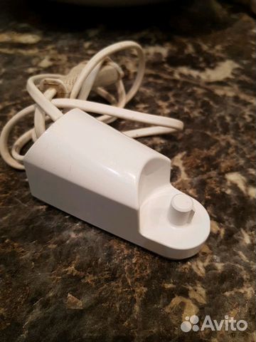 Зарядное устройство для зубных щеток braun