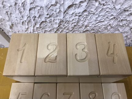 Цифры деревянные новые
