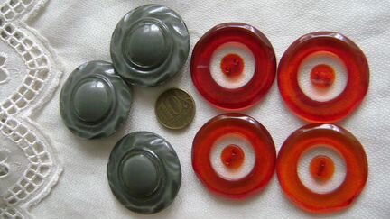 Винтажные пуговицы разных видов