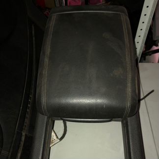 Под локотник Porsche Cayenne 955 2005