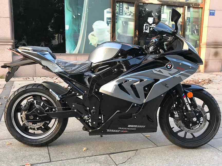 BMW RR электромотоцикл
