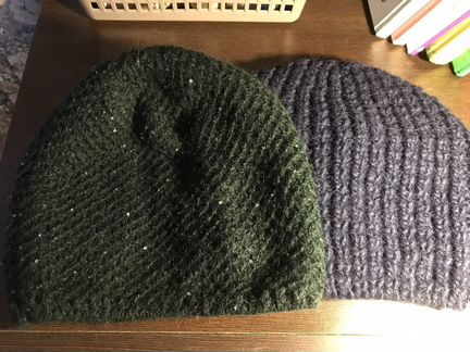 Шапка женская вязаная