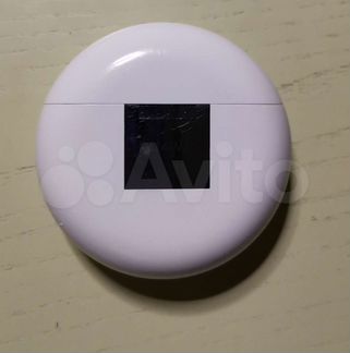 Зарядный кейс Huawei freebuds 3 белый