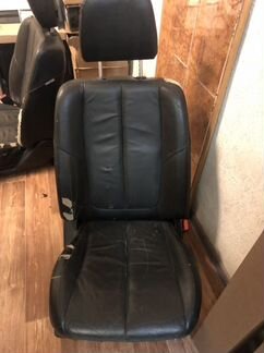 Комплект передних сидений Nissan Maxima A33