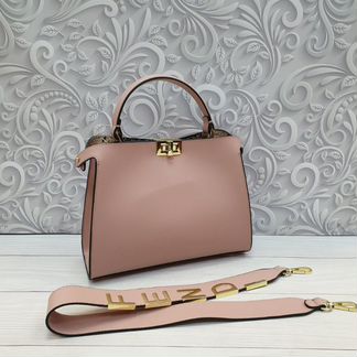 Новая женская сумка Fendi Peekaboo пудровая